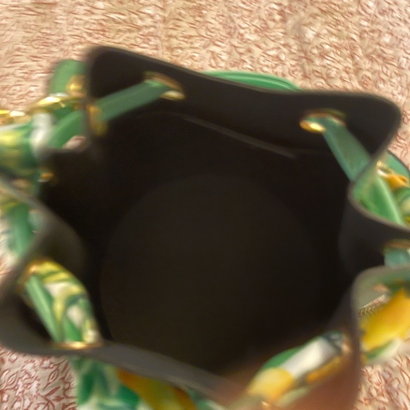 Amarea Handmade bucket bag - Picture 7 of 8